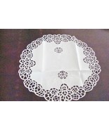FANCO Luxury Doily 15&quot; Round White, New, Laced And Embroidered[10 - $337.11 MXN
