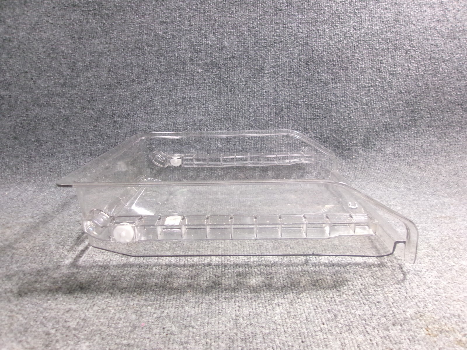W11370298 WHIRLPOOL REFRIGERATOR PULL OUT DRAWER Item image 2