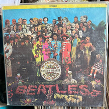 BEATLES Sgt. Pepper&#39;s Lonely Hearts Club Band Vinyl Album(1971) - £38.06 GBP