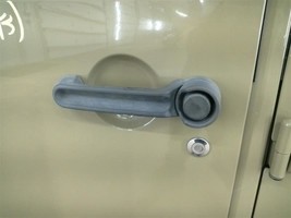 Door Handle Exterior VIN W 6th Digit Jk Body Front Fits 07-18 WRANGLER 104307... - £44.23 GBP