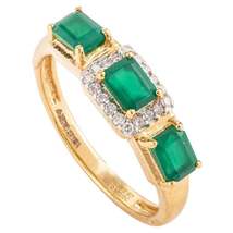 Modern Emerald Diamond Halo Three Stone 18k Yellow Gold Ring for Women - £719.28 GBP