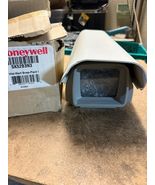 Ultrak KHM1000017 and KCMU000005 CAMERA &amp; OUTDOOR ENCLOSURE - $4,599.45 MXN