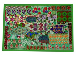 Arazzo patchwork bohemien ricamato da parete fatto a mano vintage 60&quot;L LT44 - $70.92