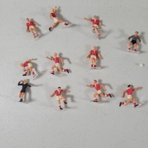 Preiser 75 Exclusive Mini Figures Football Team Red 1961 Approx 1/2&quot; Tall - $40.96