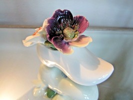 VTG ARISTOCRAT BONE CHINA SCULPTURE FLOWERS IN SHOW AS IS 3&quot;W ENGLAND - $7.87