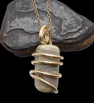 RARE INFINITE PENDANT &quot;THE HEALER&#39;S STONE&quot; FROM SOUTH AFRICA MERLIN&#39;S GO... - $858.06 MXN
