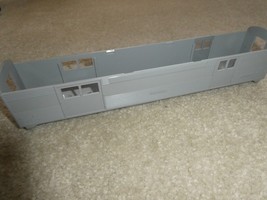 MTH O Scale Baggage Car Body Shell 12.5&quot; Long - $352.15 MXN