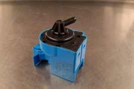 SAMSUNG Washer Water-Level Pressure Switch. P/N: DC96-01703G  [USED] - $0.98