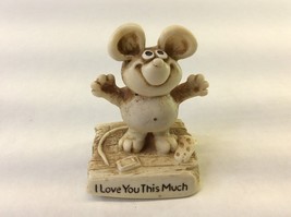 Vintage Great American Dream Figure Mouse I Love You This Much Desk 70s - £13.16 GBP