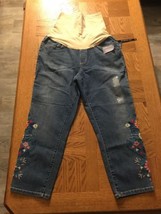 Flutter And Kick Womens Skinny Ankle Maternity Pants Size 12 0015 - $53.46