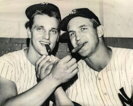 Roger Maris &amp; Bob Cerv 8X10 Photo New York Yankees Ny Baseball Picture Mlb - £3.93 GBP