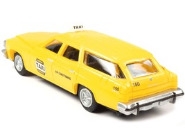 1974 Buick Estate Station Wagon Taxi Yellow 1/87 (HO) Scale Model by Classic Met - $91.62 CAD