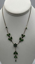 Jewelry Necklace Claire&#39;s Green Acrylic Leaves Beads Gold Tone Chain 16 Inches - £6.82 GBP