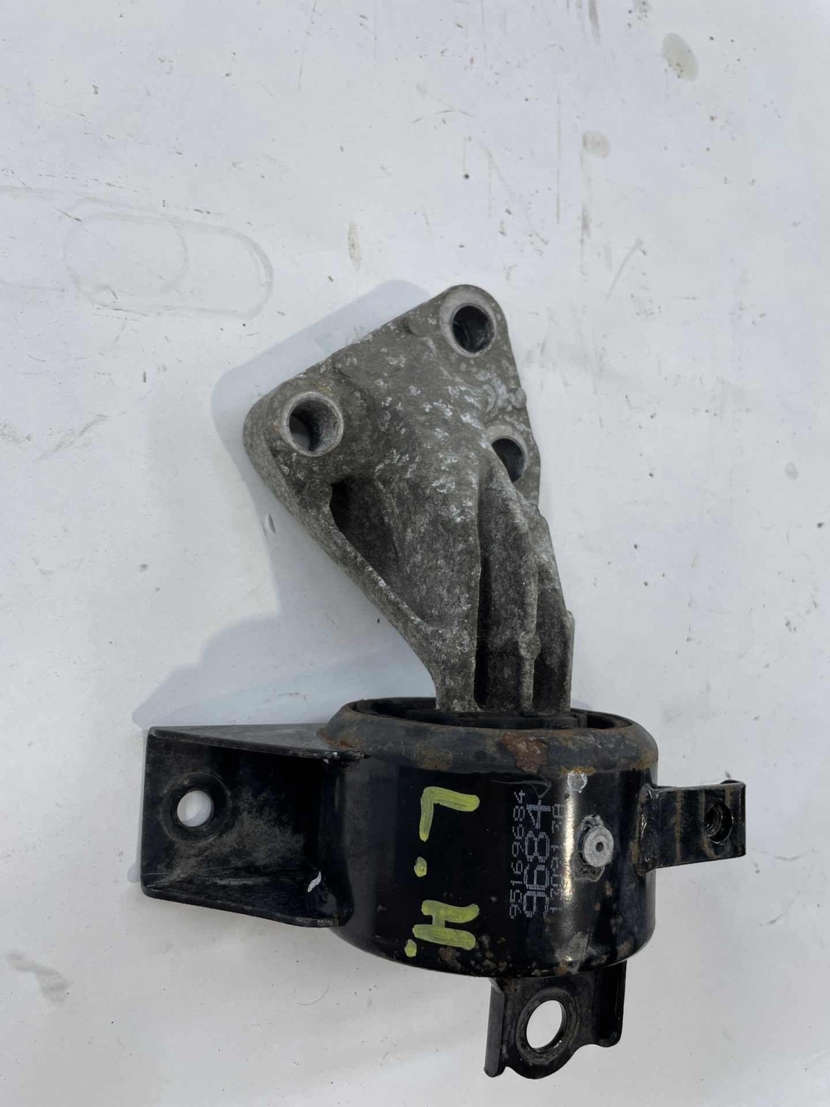 2012-2020 Chevrolet Sonic Left Driver Side Transmission Mount LH OEM Item image 4
