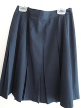 Ladies Skirt Size 10 Navy Blue Pleated Short Skirt by Tracy Evans $60 Value EUC - £20.52 GBP
