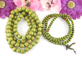 Boho Pair Of Vintage Green Wooden Bead Necklaces Wood Beaded 28&quot; And 42&quot; - £15.47 GBP