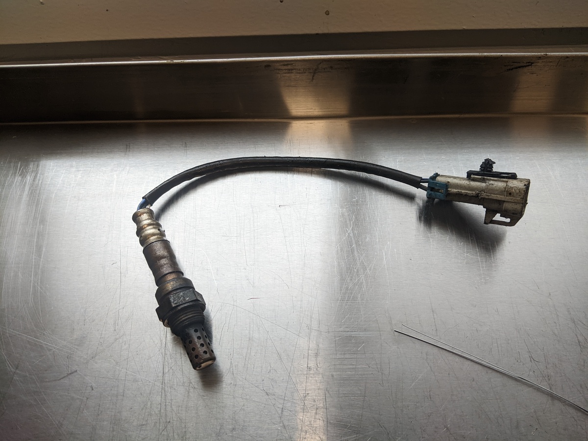 Oxygen sensor O2 For 01-02 Oldsmobile Aurora  4.0 Item image 2