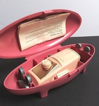 1959 Pink Clamshell Singer Buttonholer Sewing Machine Attachment #489500  - £31.76 GBP