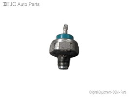 Engine Oil Pressure Sensor For 99-01 Honda CR-V  2.0 - $19.75