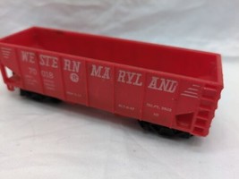 *Damaged* Vintage Red Western Maryland 70018 Model Train Car 4 1/2&quot; - $14.84