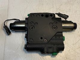 Hydraulic Hitch Control Valve 02-357302 | 12-1/2" L x 8" W x 2" H - SEE ... - $199.99