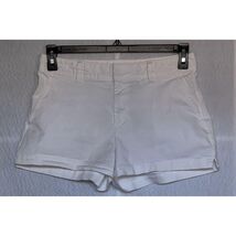 GAP City Short white women shorts size 6 cotton spandex - $14.85