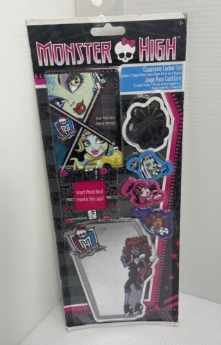 Monster High New In Package Locker Decor Kit Rare Find 2013 Mattel - $21.49