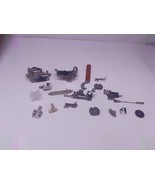 LOT OF VINTAGE SINGER SEWING MACHINE ATTACHMENTS +PARTS - $434.35 MXN