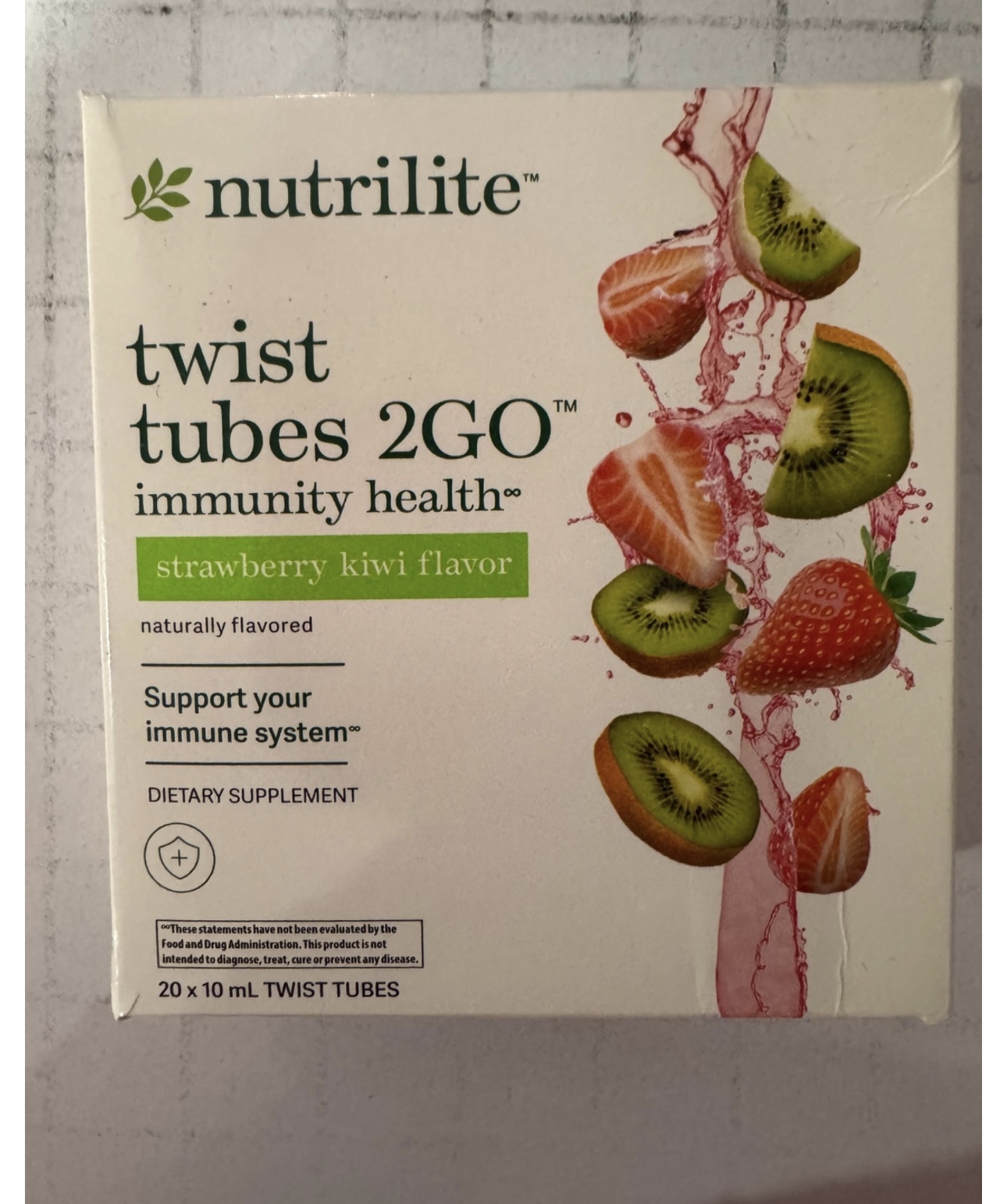 Nutrilite Twist Tubes 2GO – Immunity Health - Strawberry Kiwi - 20 twist... - $27.00