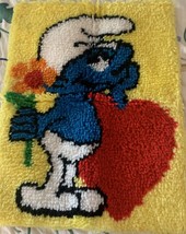 Hand Made Hook Rug Wall Hanging Smurf Love Flowers 2003 Signed - £11.68 GBP