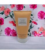 Victoria&#39;s Secret Mandarin &amp; Honeysuckle Energize Moisturizing Cream Bod... - $308.90 MXN