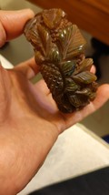 Unique vintage  olive green leaves bakelite  bangle bracelet - £139.80 GBP