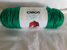 Caron Simply Soft Kelly green dye Lot H97003 - £3.92 GBP