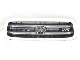 2001 2002 2003 2004 Toyota Sequoia OEM 056 Natural White Limited Grille - $1,505.73 MXN