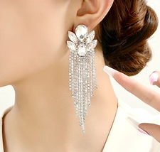 Elegant Great Quality Blink, Blink, Crystal Glass Fashion Earrings - £11.98 GBP