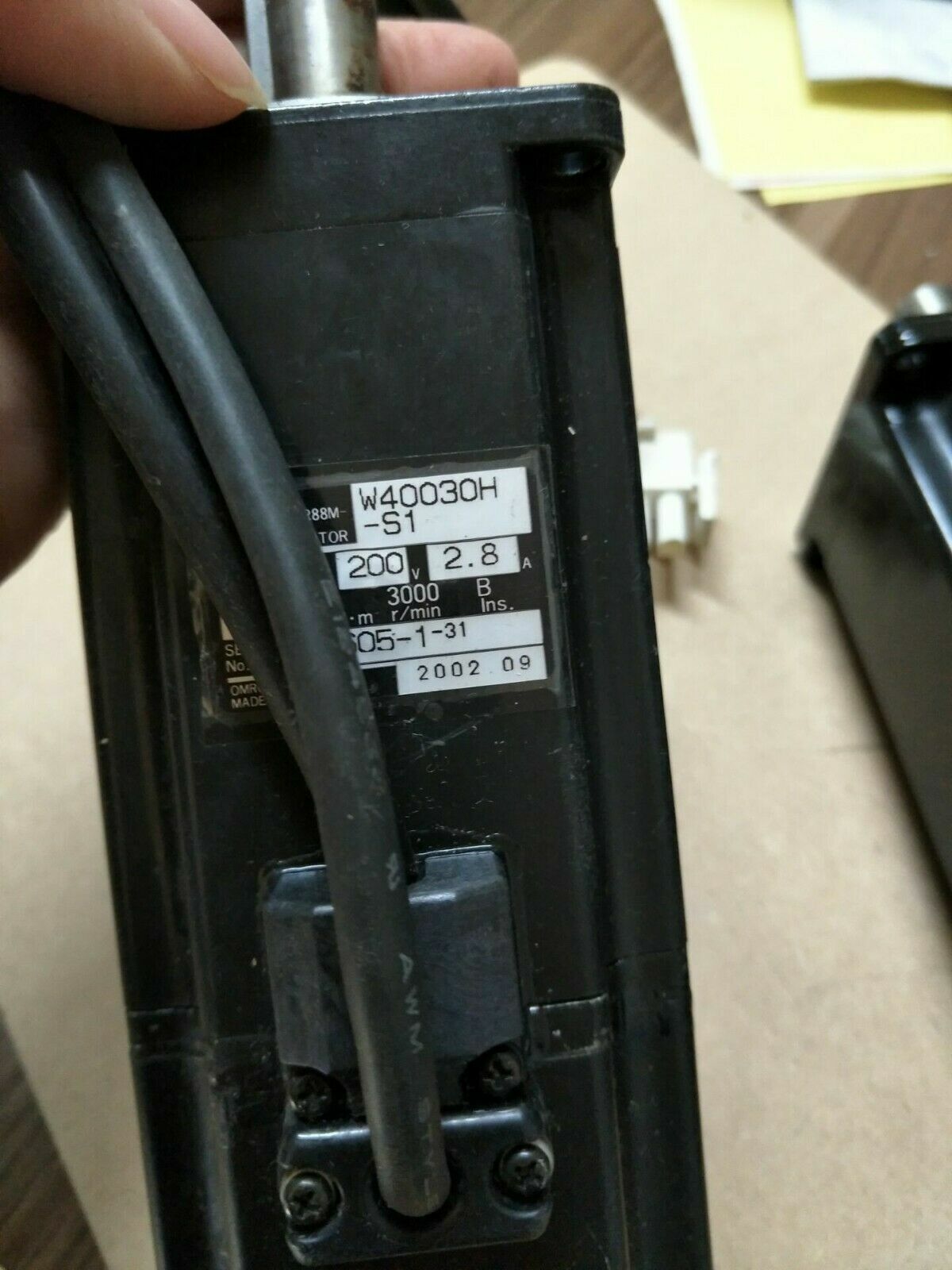 Used Omron R88M-W40030H-S1 Servo Motor In Good Condition - $190.00