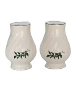 NIKKO Happy Holidays Salt and Pepper Shaker Set Vintage Christmas Japan - $16.14
