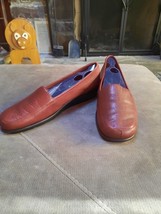 Aerosoles Women&#39;s Red Wine Leather Wedge Slip On Shoe Size 8.5M - £19.42 GBP