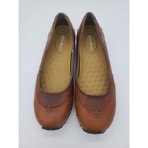 Eddie Bauer Slip On Shoes 8 Womens Brown Flats Round Toe Casual Shoes - £22.60 GBP