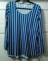 NWT LULAROE LLR SIZE M LYNNAE LONG SLEEVE SUMMER BLUE VERTICAL STRIPE #35 - £22.35 GBP