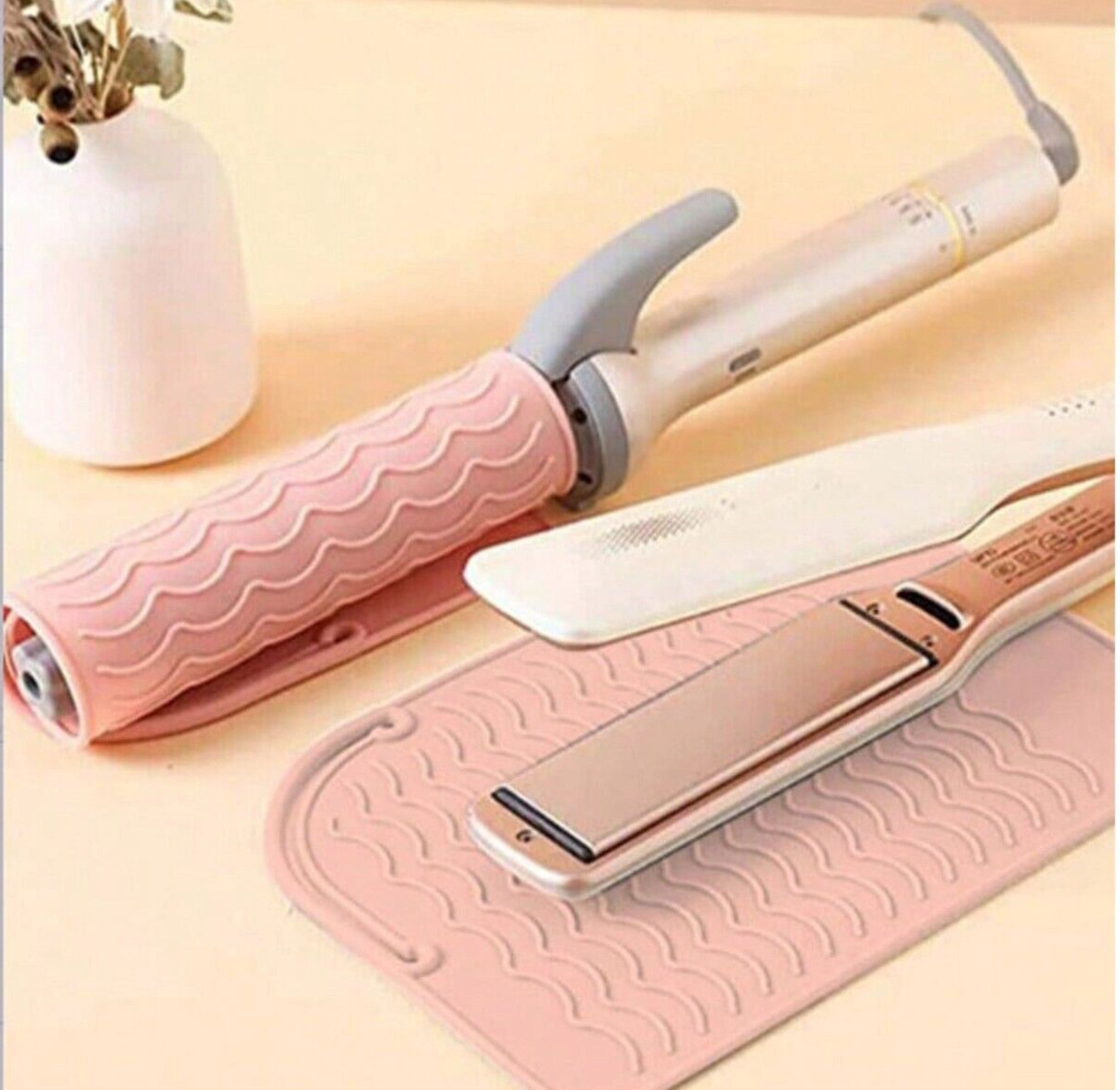 Large Heat Resistant Styling Station Mat - Professional Silicone Mat 7.5" x 11
