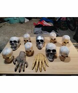 Halloween Lot Skulls 9 &amp; 2 Hands Right &amp; Left Lifelike  - $809.43 MXN