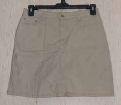 Excellent Womens Croft &amp; Barrow Stretch Classic Fit Stone Beige Skort Size 8 - £22.38 GBP