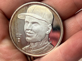 Roger Maris 1 Troy Oz Fine Silver .999 Limited Edition Baseball Round Coin - $49.45