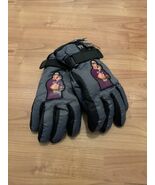 WW World Wrestling Boys Lined Gloves John Cena One Size Fits Most Multi-... - $522.80 MXN