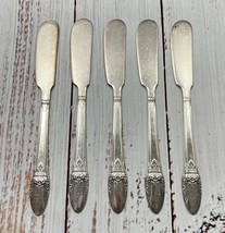 FIRST LOVE 5 Butter Knives or Spreaders Silverplate 1937 No Monograms READ - £19.17 GBP