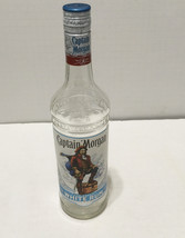 Empty Captain Morgan Caribbean white rum embossed glass bottle bar decor  - €16,88 EUR