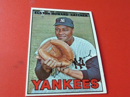 1967 Topps # 25 Elston Howard Yankees Baseball !! - £27.90 GBP