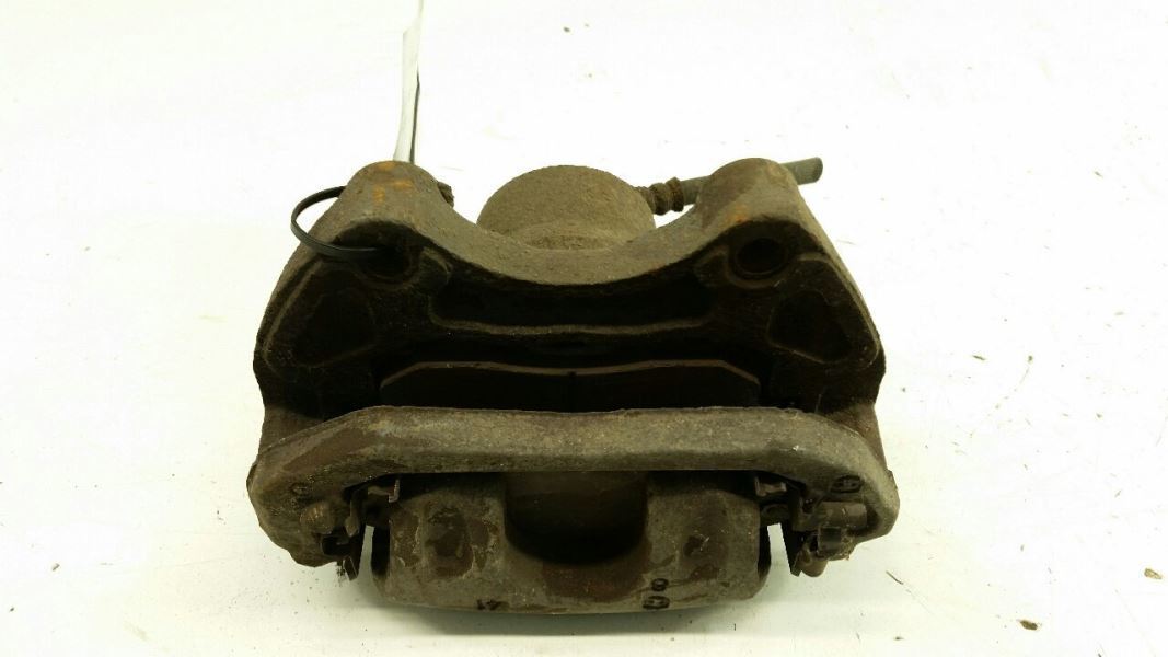 Passenger Right Front Brake Caliper Excluding Se-r Fits 02-06 Nissan Altima - $33.92