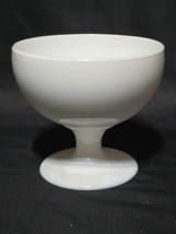 Vintage INDIANA GLASS White Milk Glass 5&quot; Round Pedestal Compote Candy Dish - $123.85 MXN